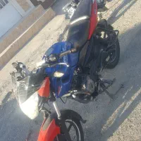 معاوضه یک دستگاه موتورسیکلت باجاج ۱۳۵ پلاس با ۱۲۵