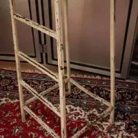 چهار پایه آهنی