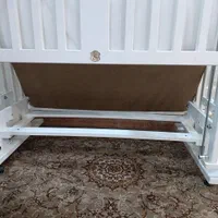 تخت خواب گهواره ای|تخت و صندلی بچه|تهران, پرستار|دیوار