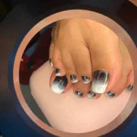 کاشت و ترمیم ناخن با تخفیف ۴۰ درصدی