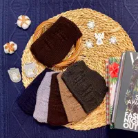 کلاه به صورت عمده|لباس|یاسوج, |دیوار