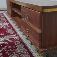 میز تلوزیون در حد نو