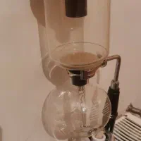 قهوه‌ساز سایفون ۵ کاپ شیشه‌ای، آماده به کار