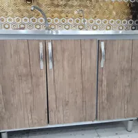 ظرف شویی با سینک دوقلو و آب چکون