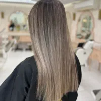 دستیار رنگ|استخدام درمانی، زیبایی، بهداشتی|تهران, تهران پارس|دیوار