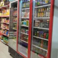 فروشنده خانم