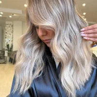 مدل رنگ لایت/ مدل مو/آموزش رنگ/کراتین|خدمات آرایشگری و زیبایی|کرج, گوهردشت|دیوار