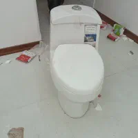 توالت فرنگی نو استفاده نشده