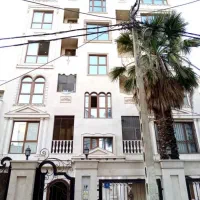 111 متر ۴ ساله فول امکانات سالن بزرگ