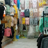 واگذاری پوشاک بچه گانه واقع در حاشیه میثم شمالی