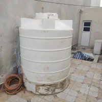 تانکر اب ۲۰۰۰هزارلیتری ایستاده