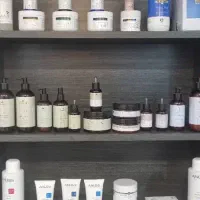 پاکسازی صورت مطب دکتر آذین اسکندری|خدمات آرایشگری و زیبایی|دوگنبدان, |دیوار