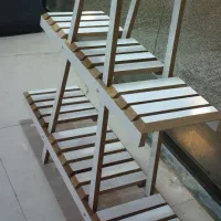 استندگلدان چوبی سفید رنگ سه طبقه نو