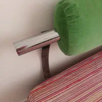 یک تخت خواب دو نفره