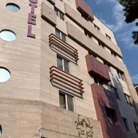هتل دو ستاره تاج ( رزرو بدون واسطه)|اجارهٔ کوتاه‌مدت آپارتمان و سوئیت|مشهد, عنصری|دیوار