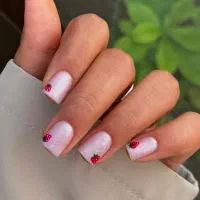 استخدام طراح ناخن حرفه ای با سابقه حداقل ۲سال|استخدام درمانی، زیبایی، بهداشتی|تهران, فلسطین (میدان انقلاب)|دیوار