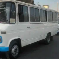 مینی بوس بنز۸۲