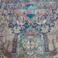 فرش تاریخی وقدیمی سالم که مال ۵۰۰ یا۶۰۰سال پیش