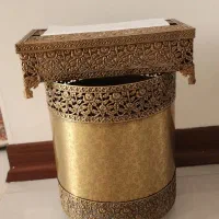 سطل زباله و جادستمال کاغذی