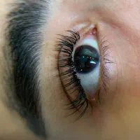 اکستنشن مژه طبیعی و لیف ابرو و مژه کیفیت تضمینی|خدمات آرایشگری و زیبایی|رشت, شهرک قدس|دیوار
