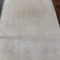 دوتا تشک تک‌نفره  خیلی تمیز نیست