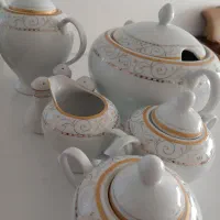 ظرف نو و در حد نو