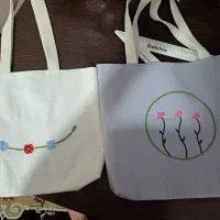 تعدادی کیف پارچه ای