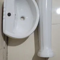 روشویی پایه دار نواستفاده نشده