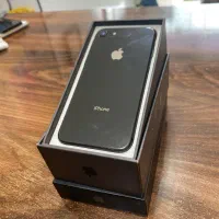 آیفون ۸ کاملا سالم