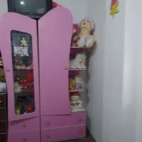 تخت و کمد کودک