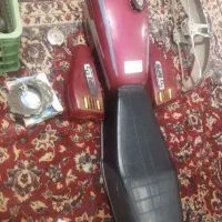 صندلی و زین
