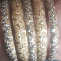 فروش النگو ۳درصد بالای تابلو