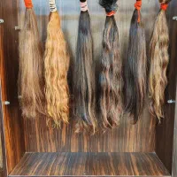 اکستنشن موی ۱۰۰٪ طبیعی با نصب رایگان و تضمیمنی|خدمات آرایشگری و زیبایی|تهران, یافت‌آباد|دیوار