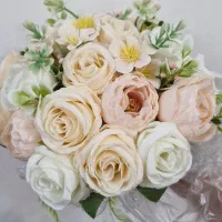 دسته گل عروس،کیف عروس،وسایل عقد