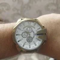 2عدد ساعت کتونی معاوضه با انگشتر یا تسبیح
