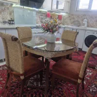 میز غذاخوری