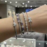 بنگل جواهری ظریف با طراحی مینیمال