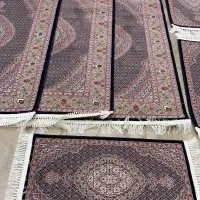 فرش ماشینی ذرع و نیم مدل‌ ماهی (سرای فرش هنرمند)|فرش|تبریز, |دیوار