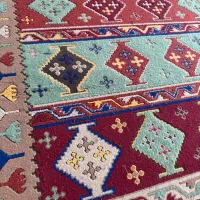 دو عدد قالیچه و پادری با نقشه خوشگل