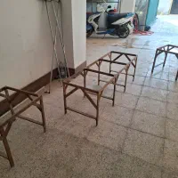 میز چوبی ۳ عدد . به عنوان پایه گل و قفسه|گل و گیاه طبیعی|بجنورد, |دیوار