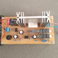 تستر باتری و منبع تغذیه