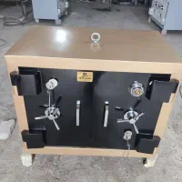 زیر ویترینی طلافروشی گاوصندوق زیرویترینی ایرانیان|فروشگاه و مغازه|تهران, شهرک طالقانی|دیوار