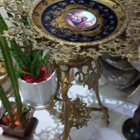 کنار سالنی میوه خوری