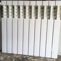 ۴۰ عدد رادیاتور پره ای با شیر رفت و برگشت