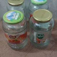 شیشه مربا و بطری تمیز