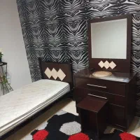 تخت ودراورچهار کشو با اینه