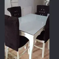 میز غذاخوری