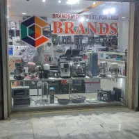 استخدام همکار خانم