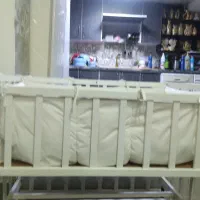 گهواره چوبی محکم ودر حد نو فقط نهصد|اسباب و اثاث بچه|سنندج, |دیوار