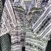 حراج پیراهن های نیم آستین ۳۹۸